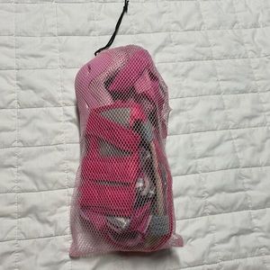 Pink and grey Knee gard, elbow gard, and hand gard with bag.